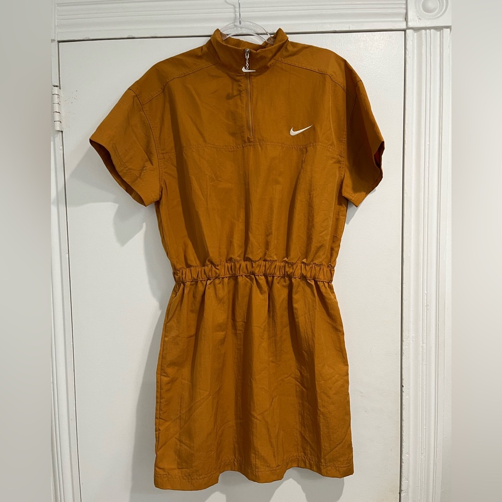Nike Swooshwear Nylon‎ Desert Ochre/Orange Dress Sz. M NWT - Picture 3 of 13